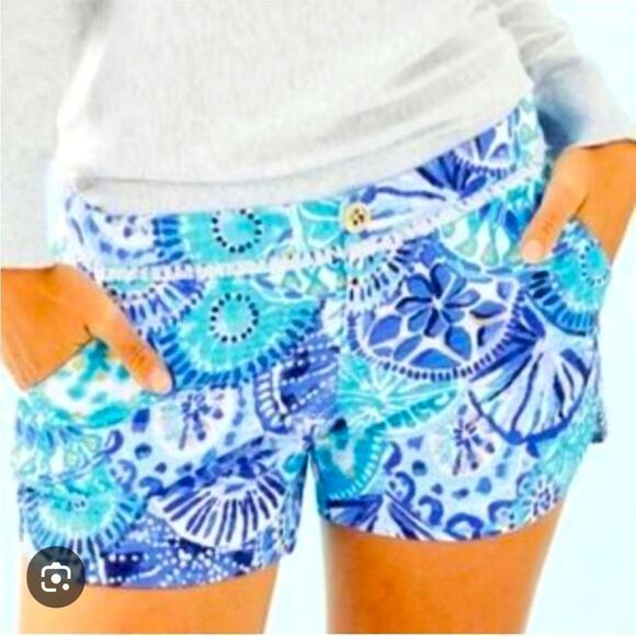 Lilly Pulitzer Adie Shorts - Picture 1 of 4